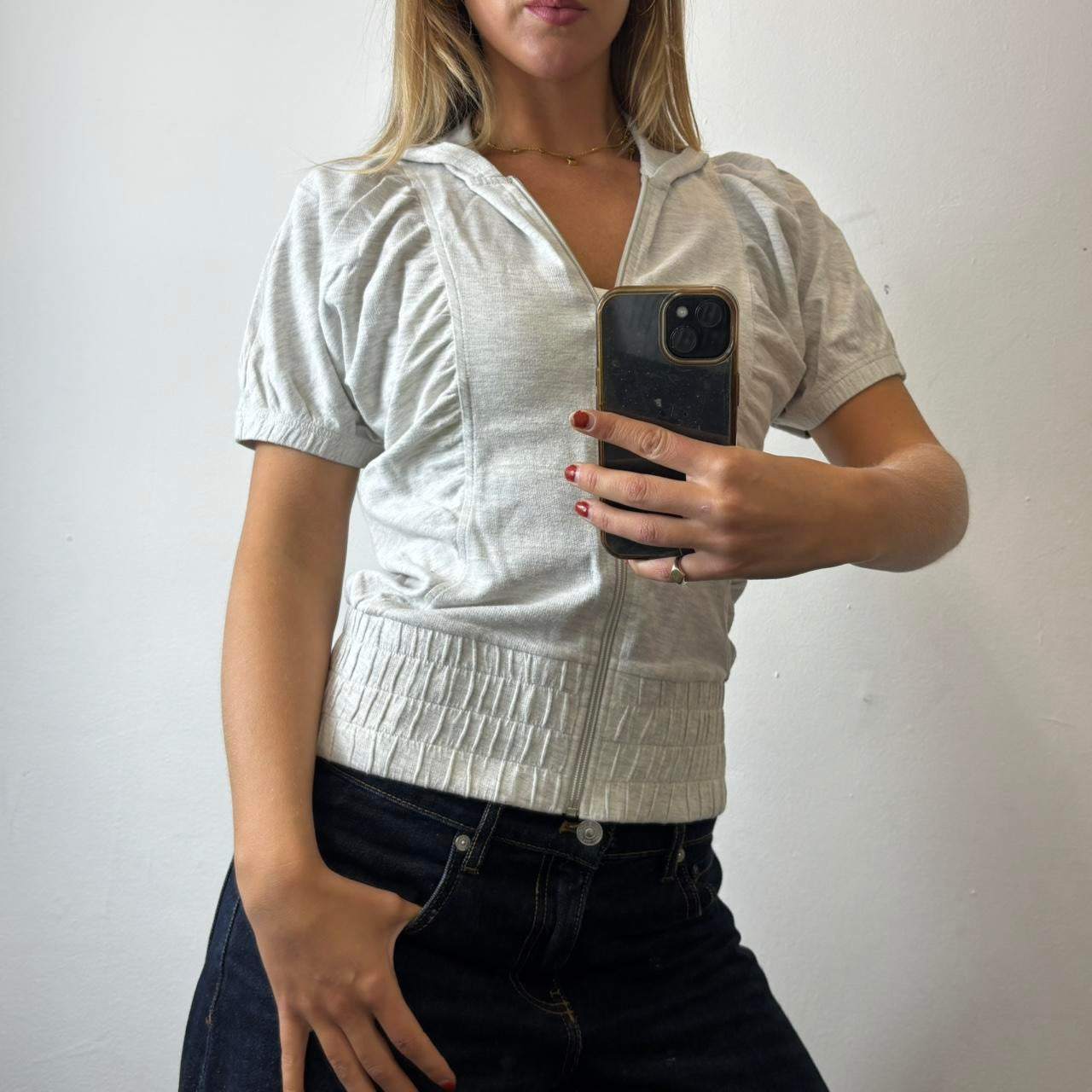 zip up top