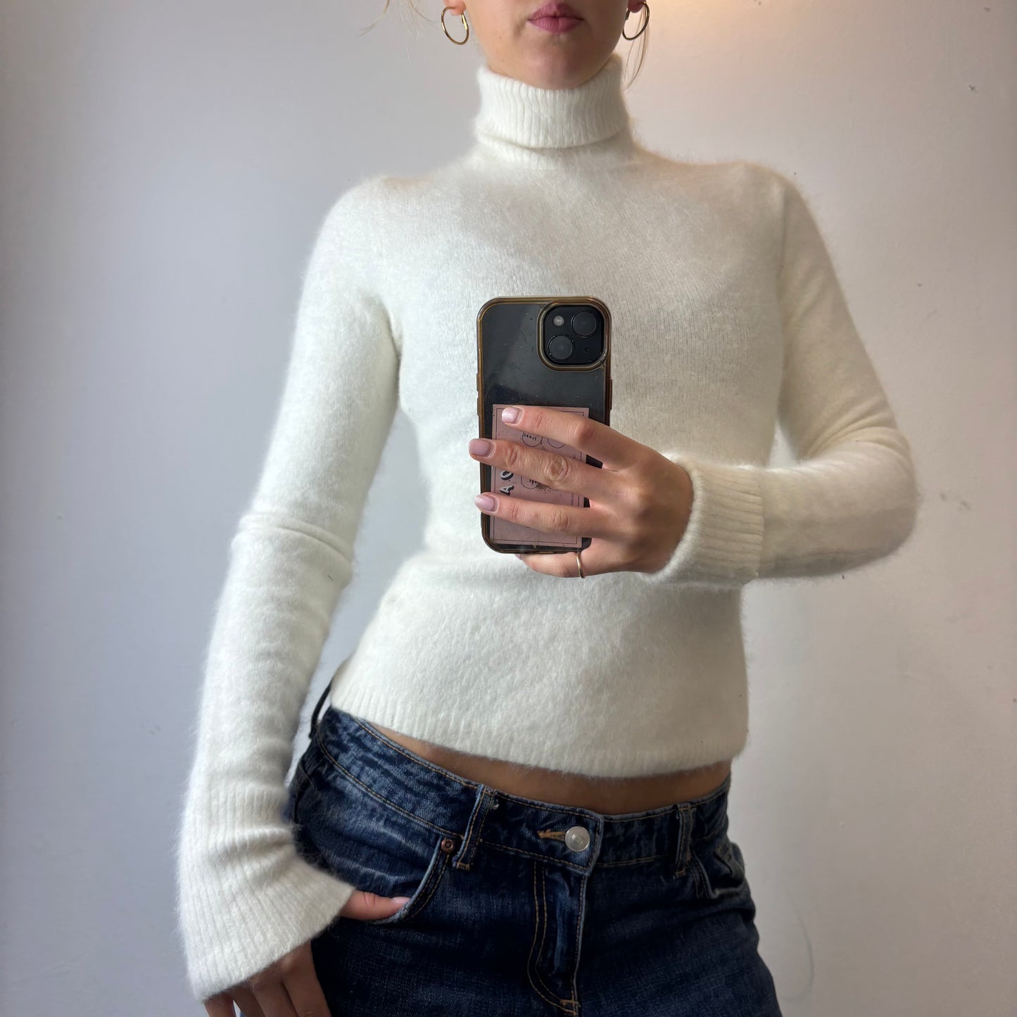white knit jumper
