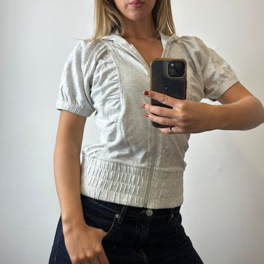 zip up top