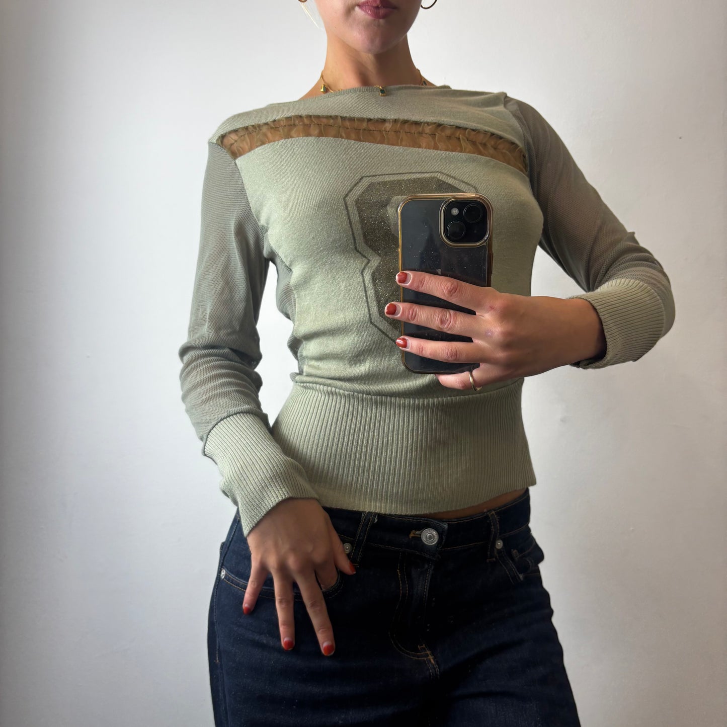khaki ‘8’ top